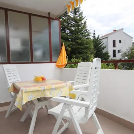 Appartement With Wifi Lovran, Opatija - 7886 *
